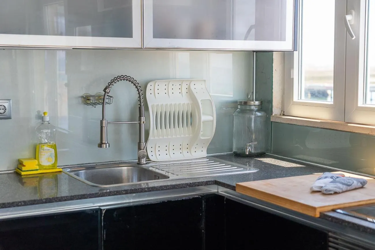 Blife Charlya Private Apartment Faro