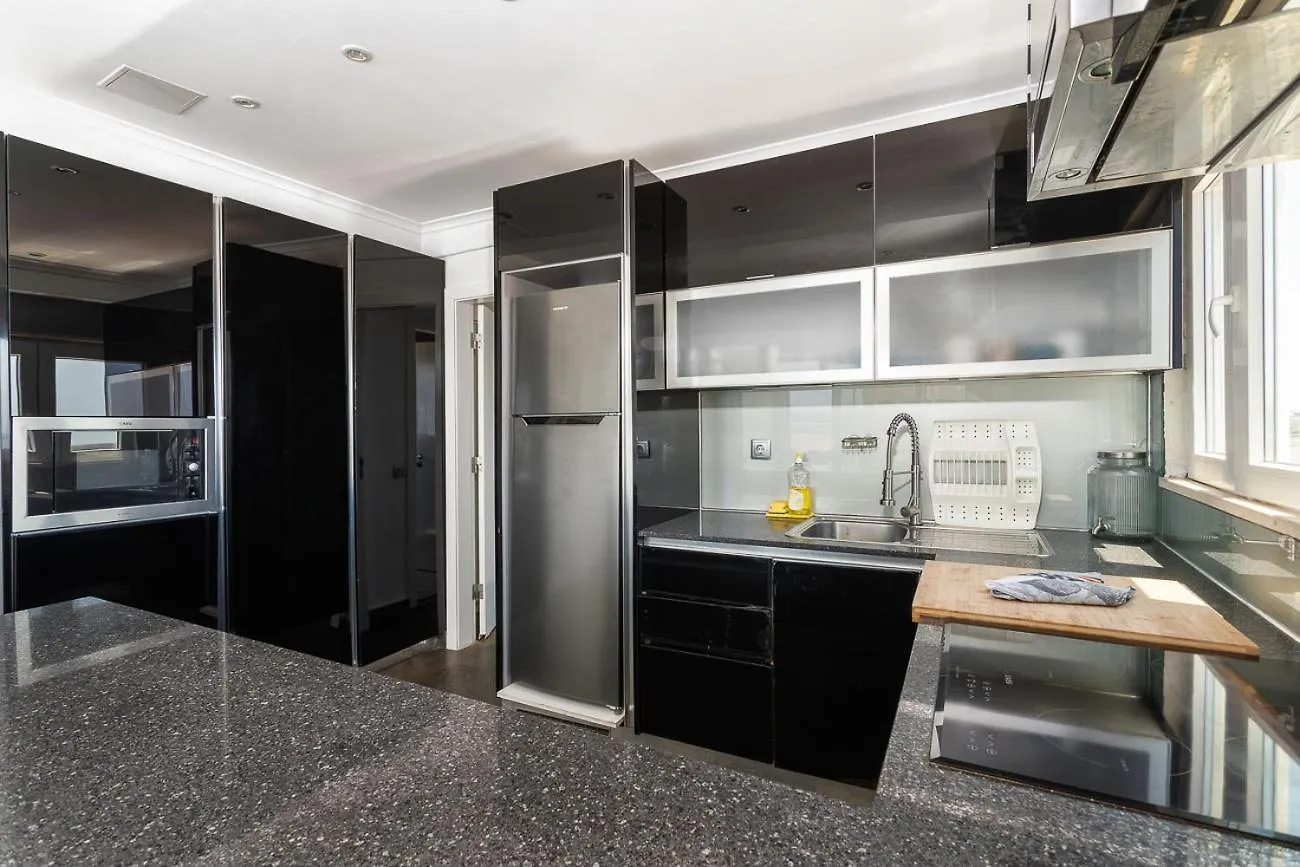 Blife Charlya Private Apartment Faro 0*,  Portugal